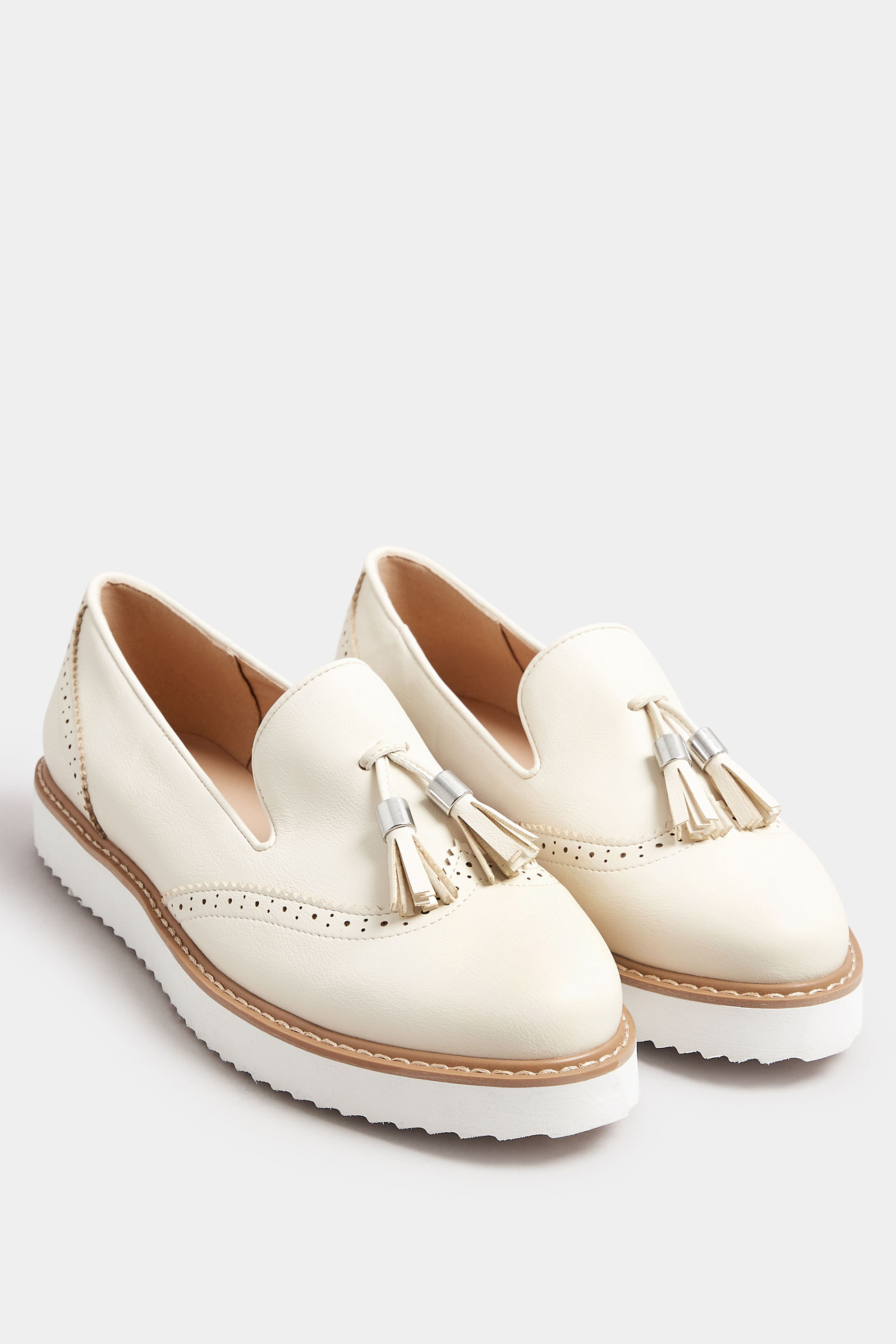 White Faux Leather Chunky Tassel Loafers In Wide EEE Fit | Yours Clothing 2