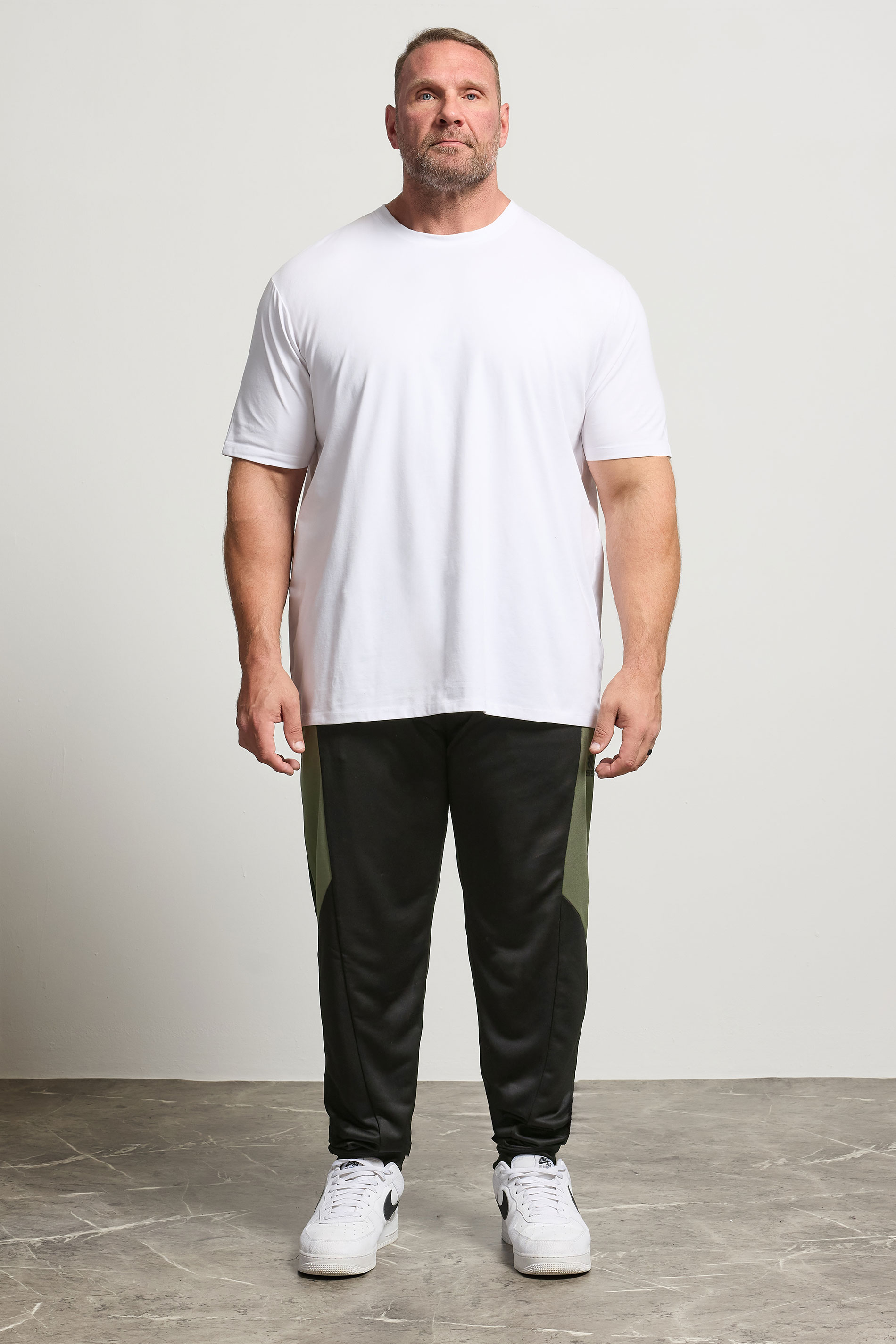 D555 Big & Tall Black Dry Wear Panel Joggers | BadRhino 2