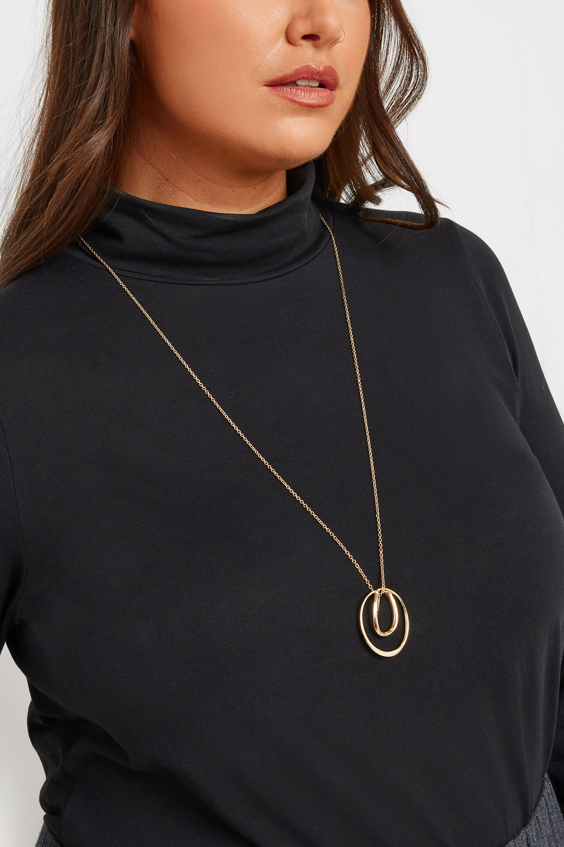 Gold Tone Circle Pendant Necklace | Yours Clothing  1