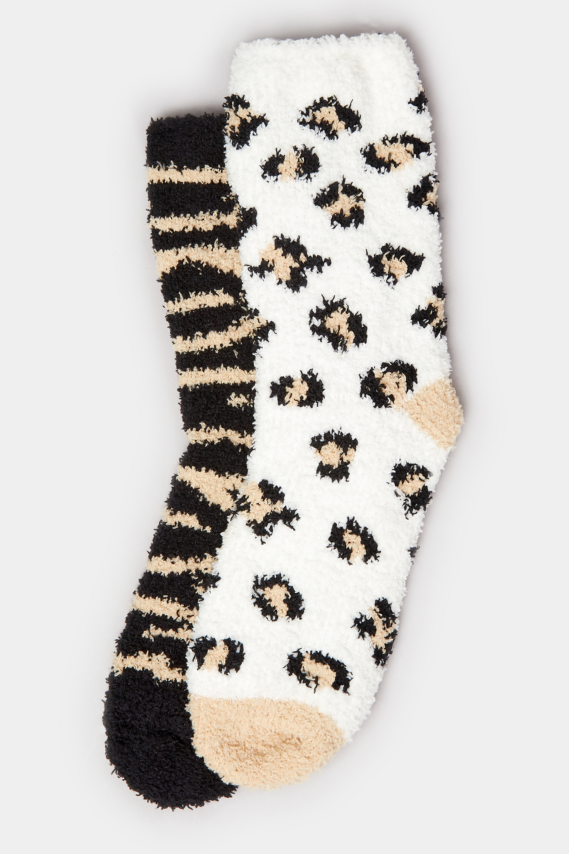 YOURS 2 PACK Black & White Animal Print Cosy Ankle Socks | Yours Clothing 3