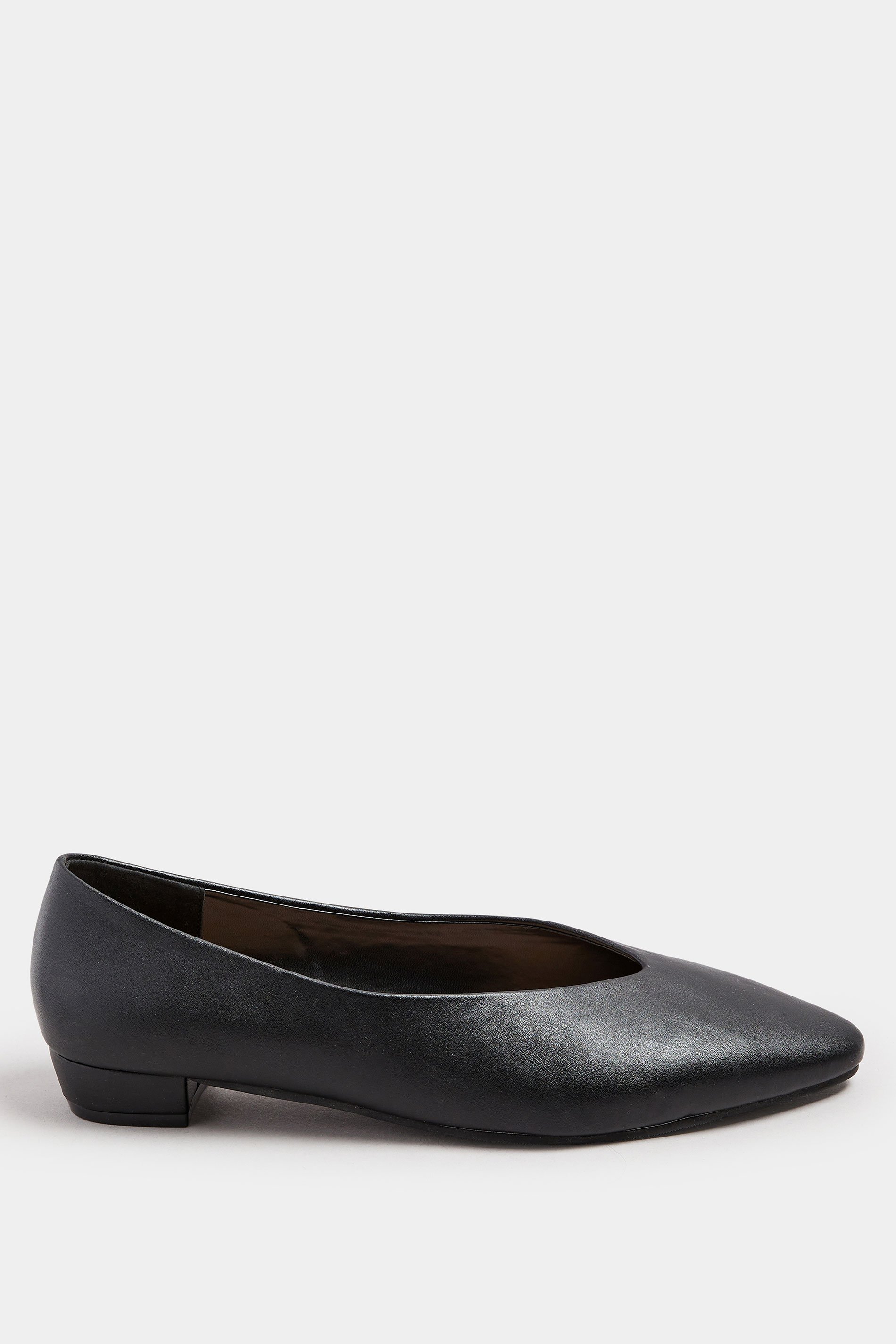 LTS Black Pointed Court Block Heel In Standard Fit | Long Tall Sally 3