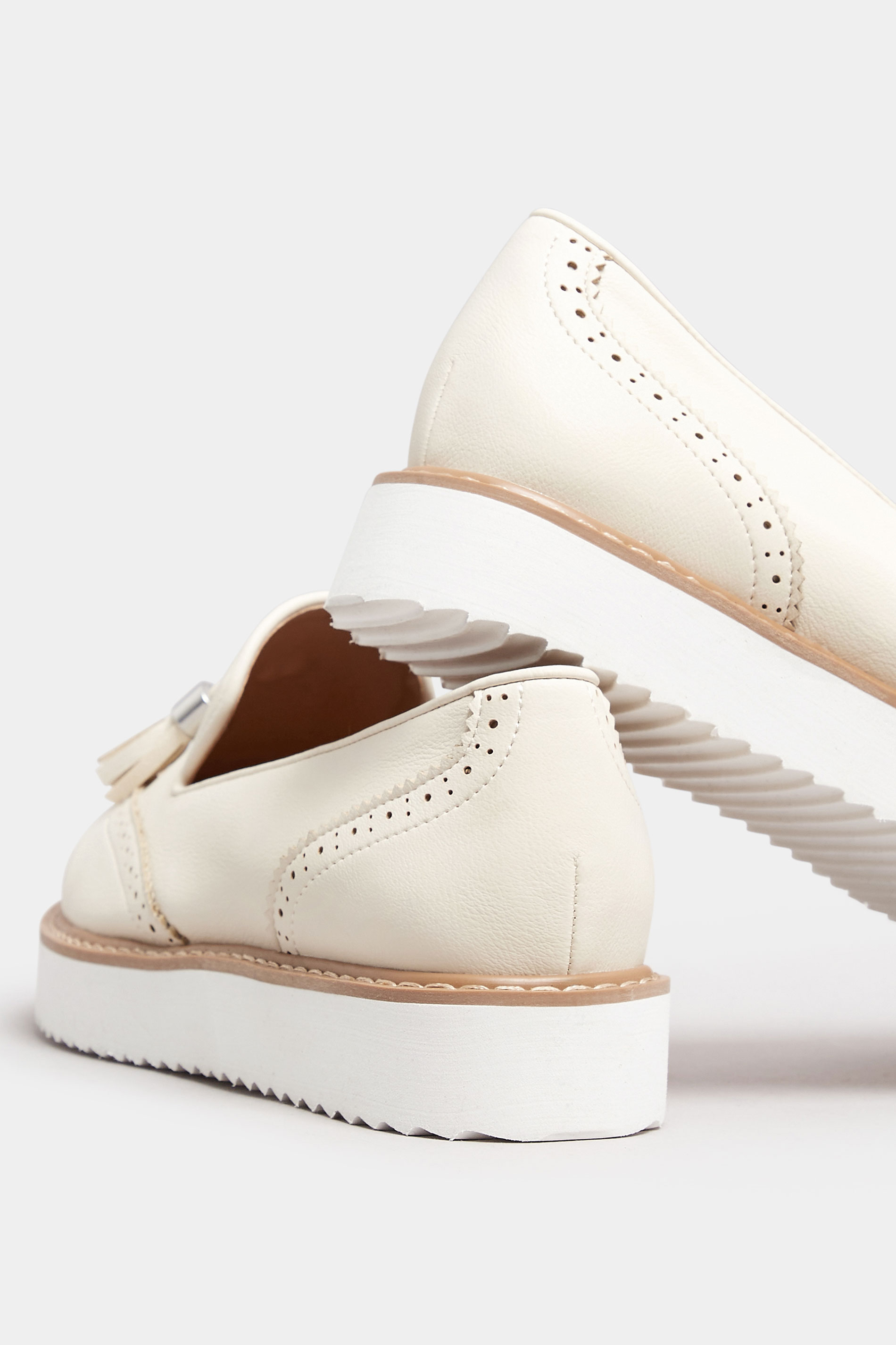 White Faux Leather Chunky Tassel Loafers In Wide EEE Fit | Yours Clothing 4