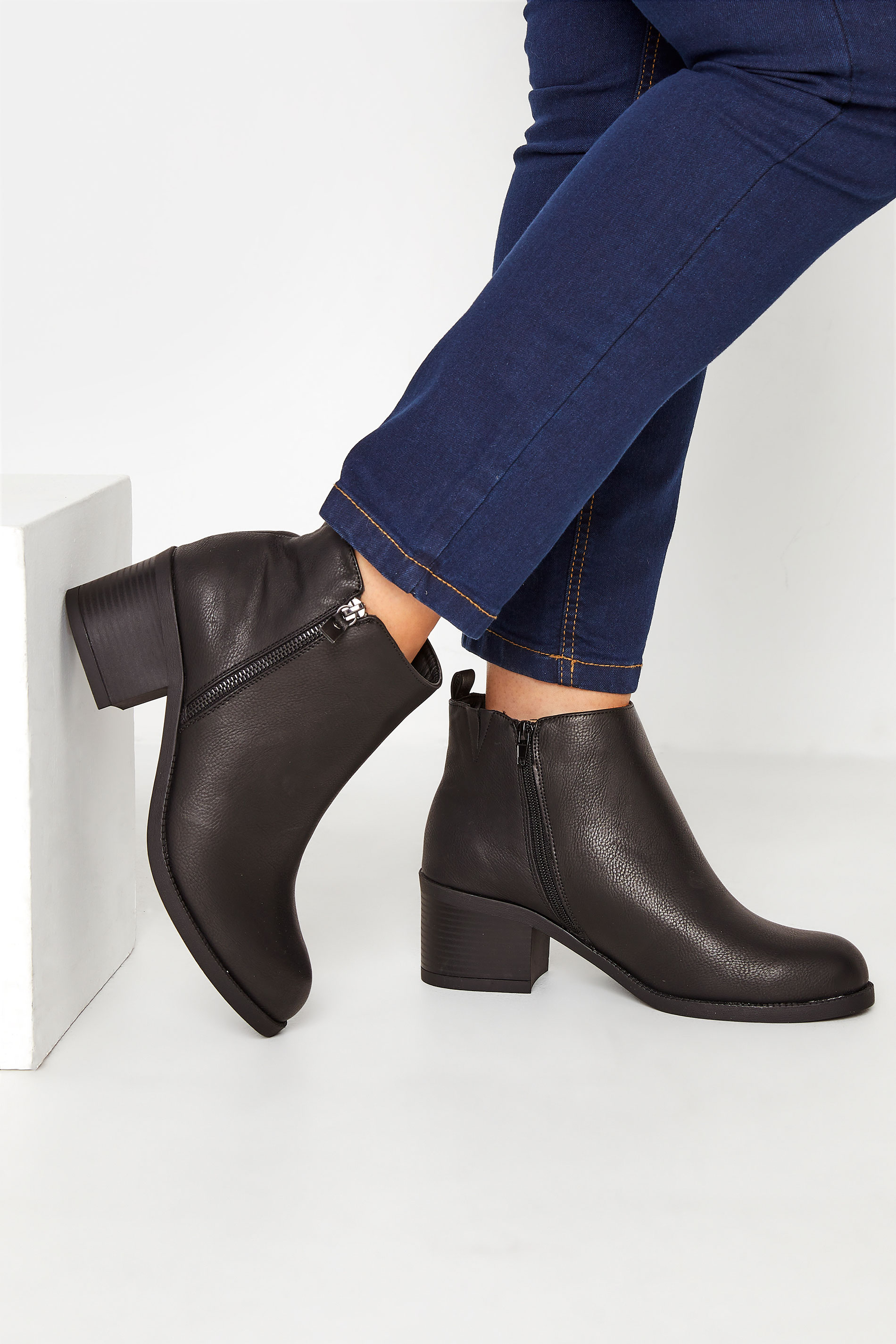 Black Side Zip Block Heel Boots In Wide E Fit & Extra Wide EEE Fit | Yours Clothing 1