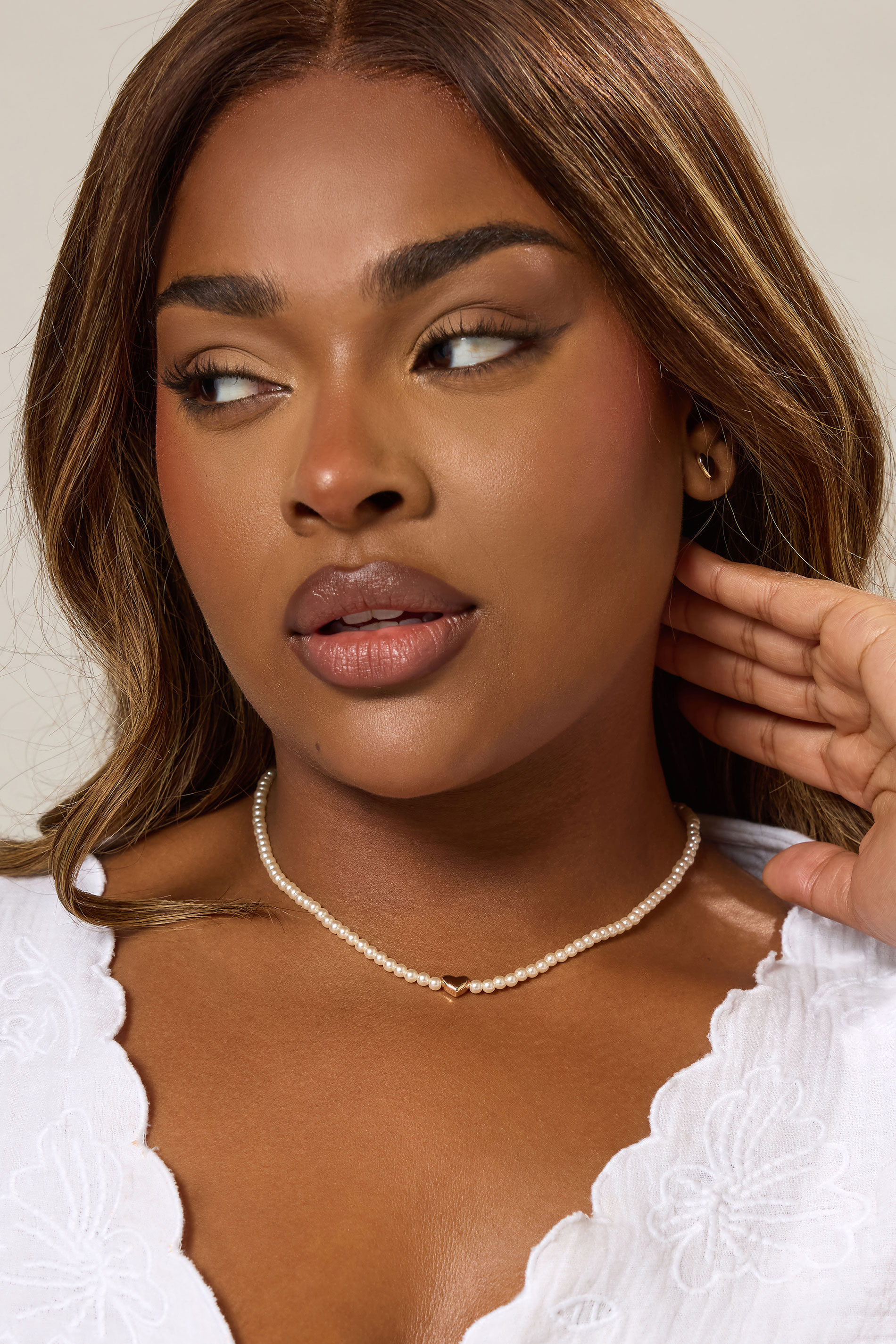 Gold Tone Pearl Heart Jewellery Set | Yours Clothing 1