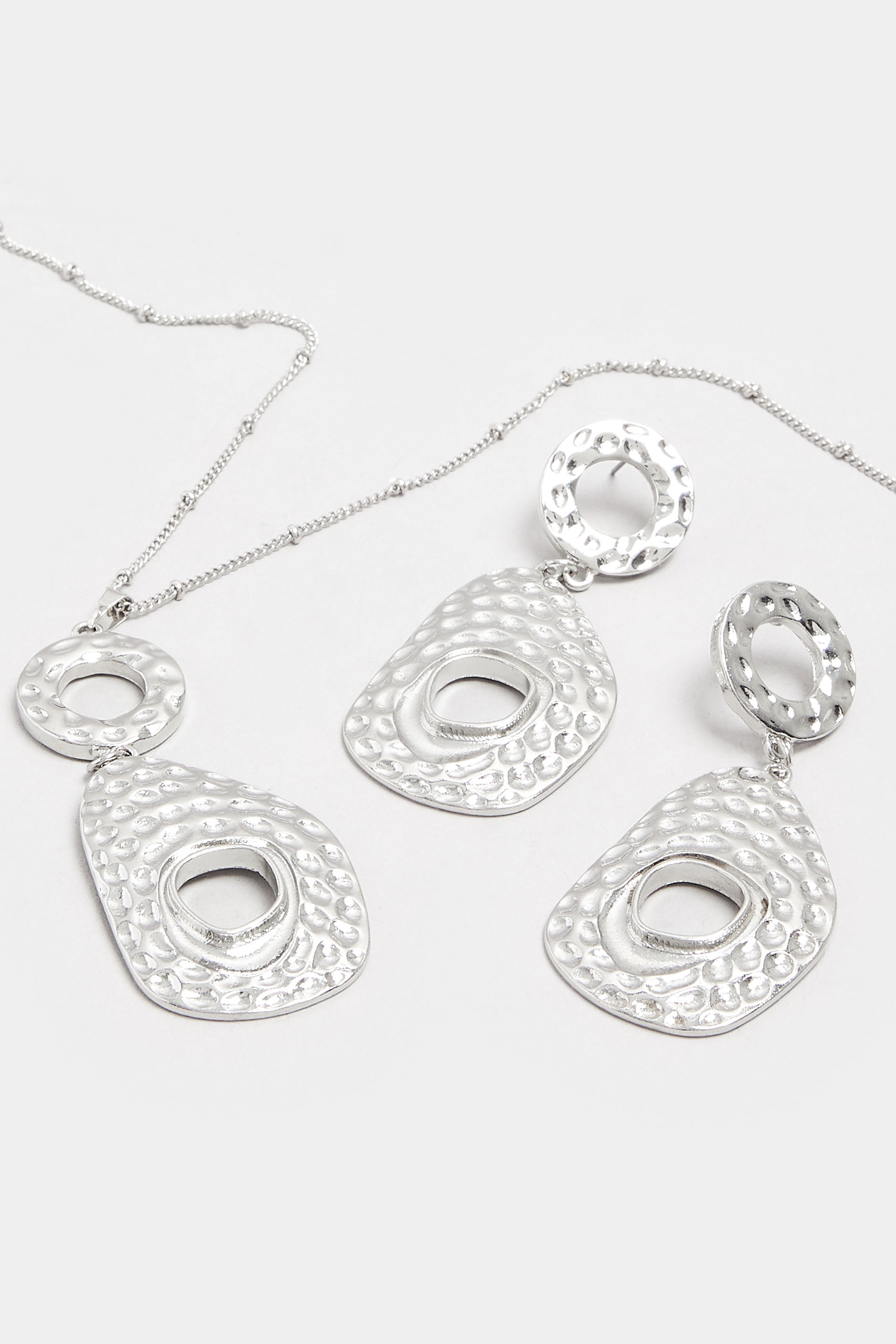 Silver Tone Hammered Pendant Necklace & Earrings Set | Yours Clothing 3