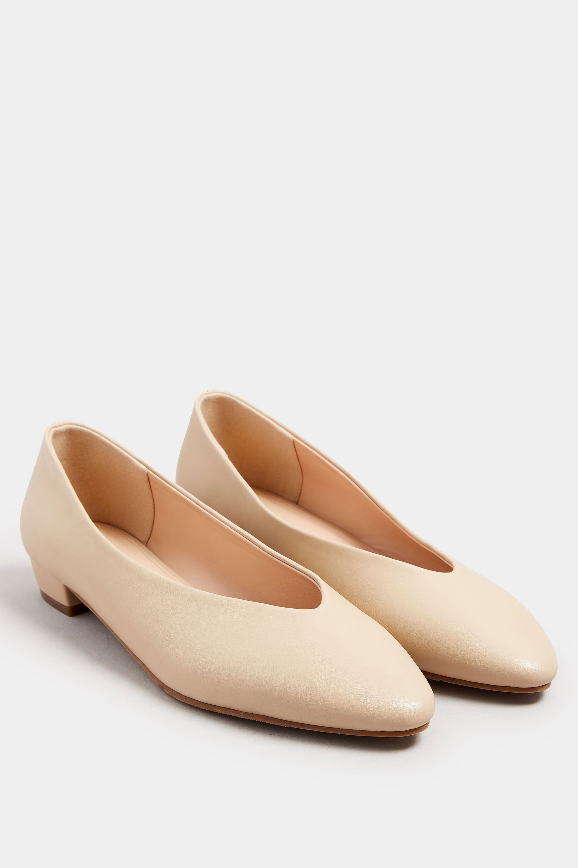 LTS Stone Brown Pointed Court Block Heel In Standard Fit | Long Tall Sally 2