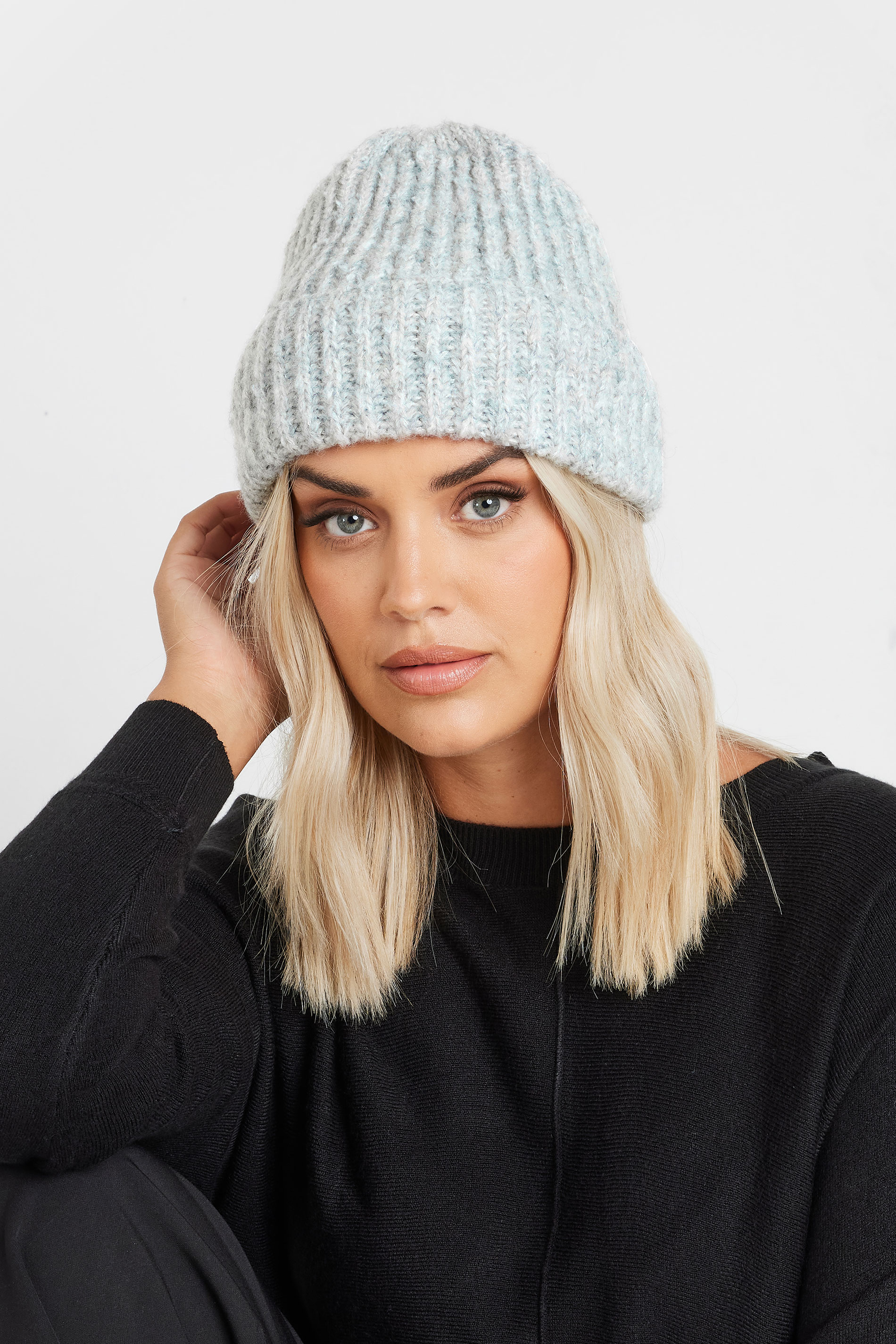 Grey Chunky Knit Beanie | Yours Clothing 1