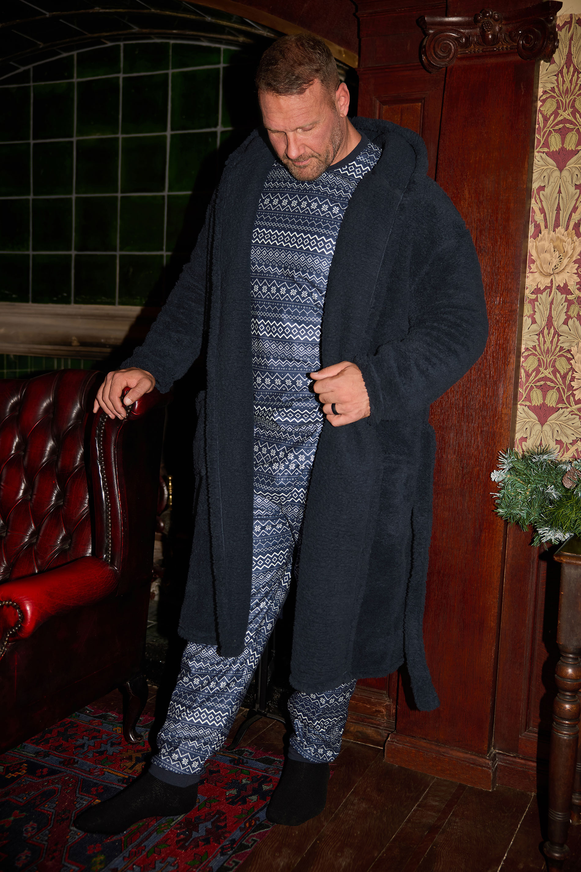 BadRhino Big & Tall Navy Blue Super Soft Borg Dressing Gown | BadRhino 2