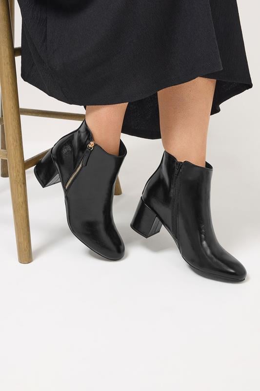 Plus Size Yours Black Faux Leather Block Heel Ankle Boots In Wide E Fit & Extra Wide EEE Fit