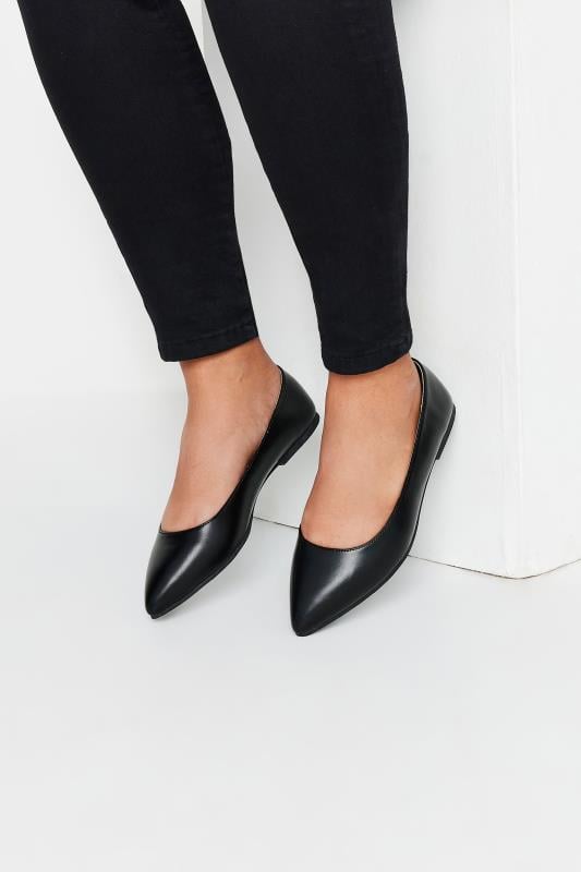 Plus Size  Yours Black Pointed Ballerina Pumps In Extra Wide EEE Fit