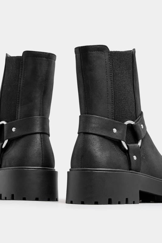 Black Chunky Biker Chelsea Boot In Wide E Fit | Yours Clothing 4