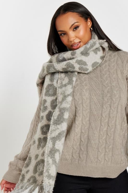 Plus Size  Yours Grey Leopard Print Tassel Trim Chunky Scarf