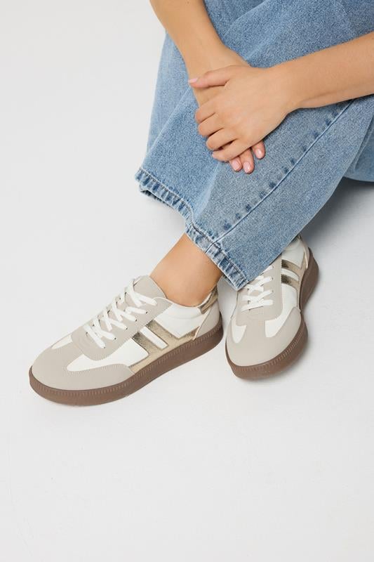  Yours White Metallic Side Stripe Lace Up Trainer In Wide E Fit