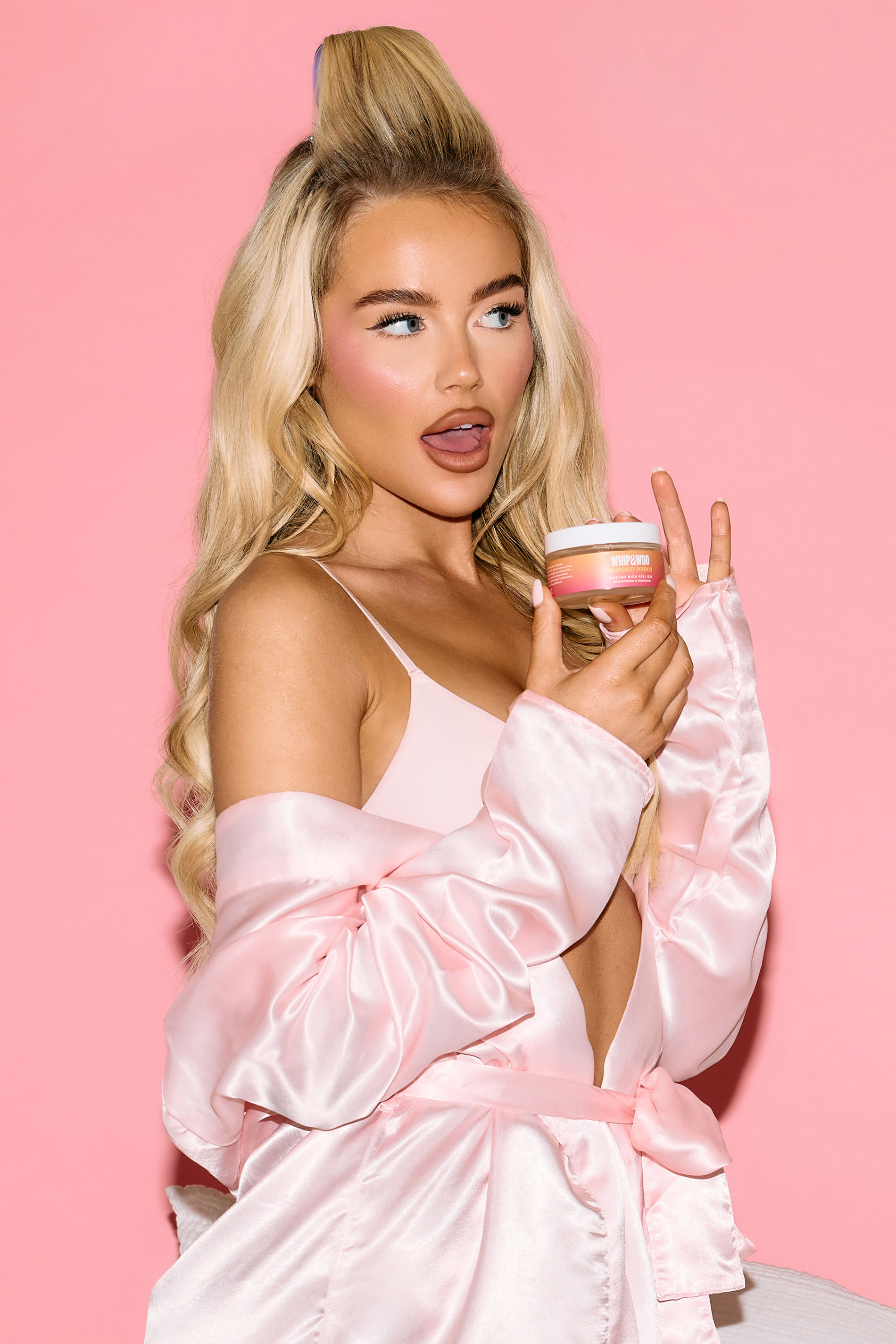 Strawberry Bonbon Enzyme Peel Face Mask Gel | Whip&Woo 4