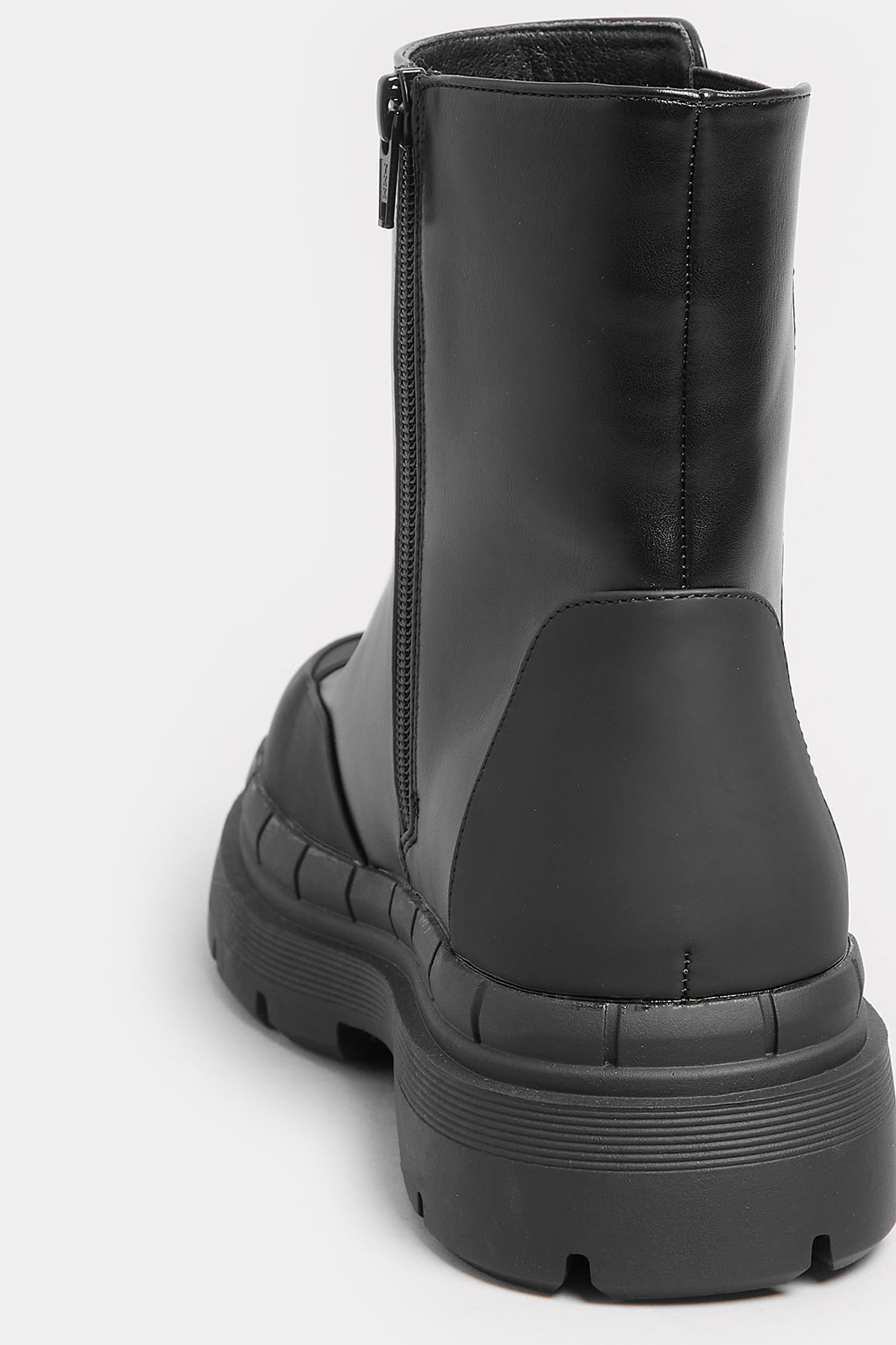 Black Chunky High Chelsea Boots In Extra Wide EEE Fit | Yours Clothing  4
