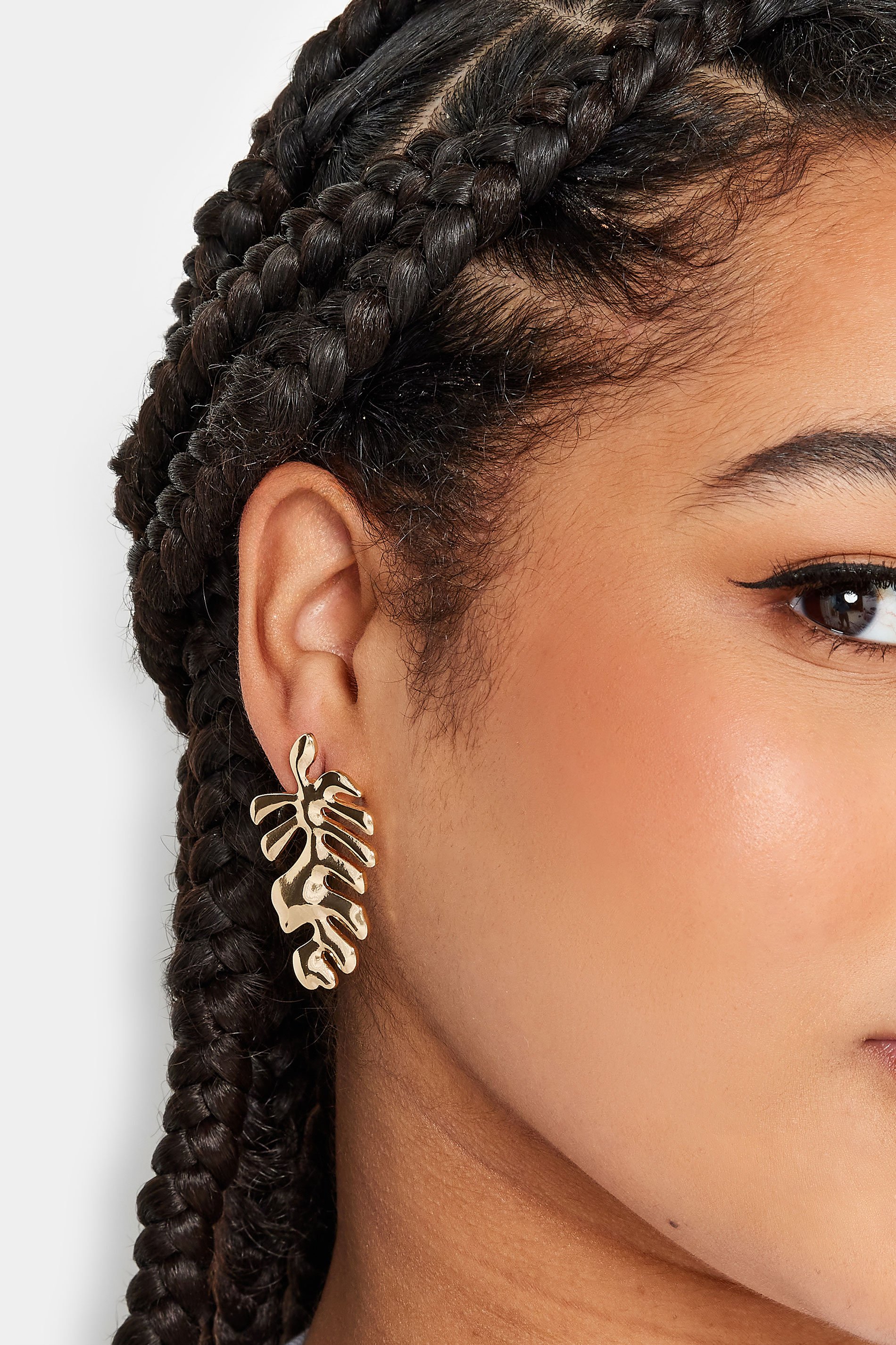 Gold Tone Leaf Stud Earrings  1