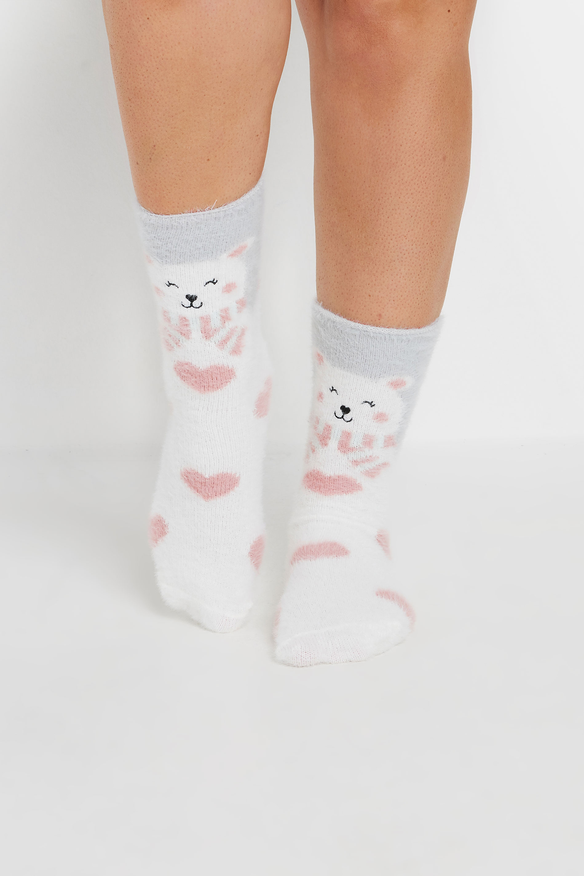 YOURS 2 PACK Plus Size Pink Polar Bear Ankle Socks | Yours Clothing 2