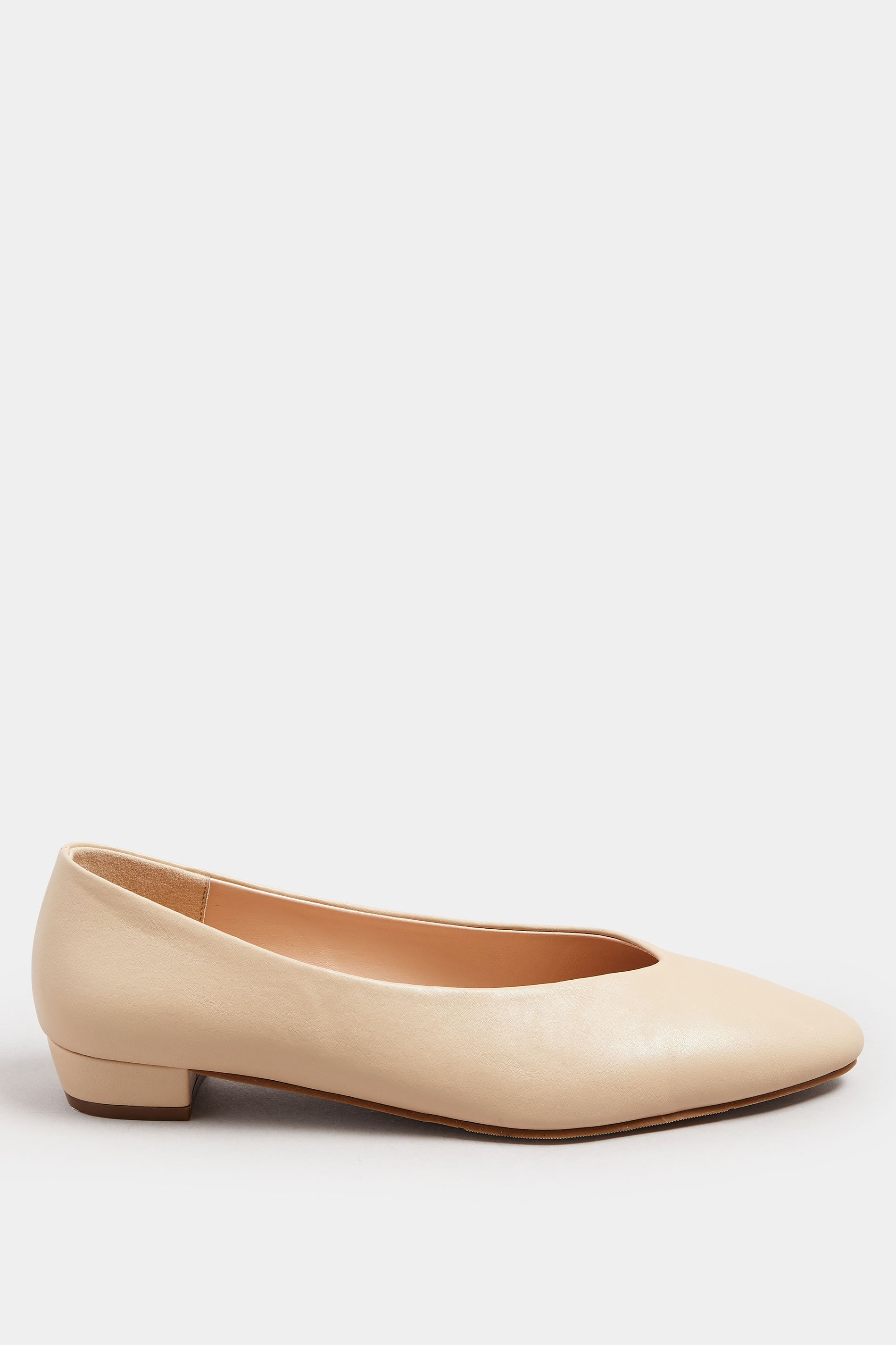 LTS Stone Brown Pointed Court Block Heel In Standard Fit | Long Tall Sally 3